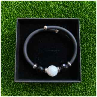 Golfarmband – Zwart Rubber, Sterling Zilver, Zwarte Natuursteen & Witte Agaat
